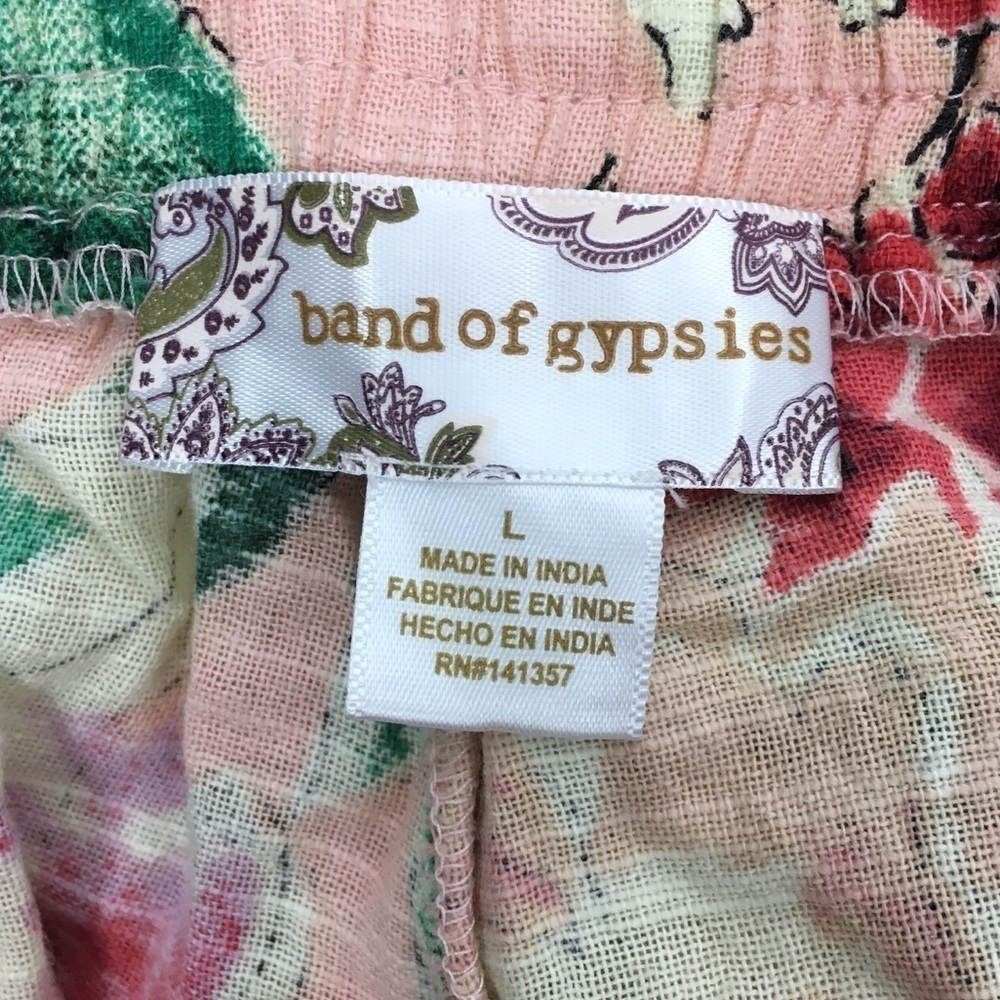 BAND OF GYPSIES Shorts Floral Tassel Ruffle High Waist Garden Party Size Large - Picture 8 of 11